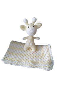 SilverdustUK Crochet Blanket & Giraffe Gift Set Yellow-White 3
