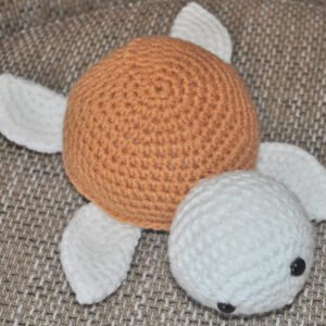 Crochet Turtle Toy | White/Sand